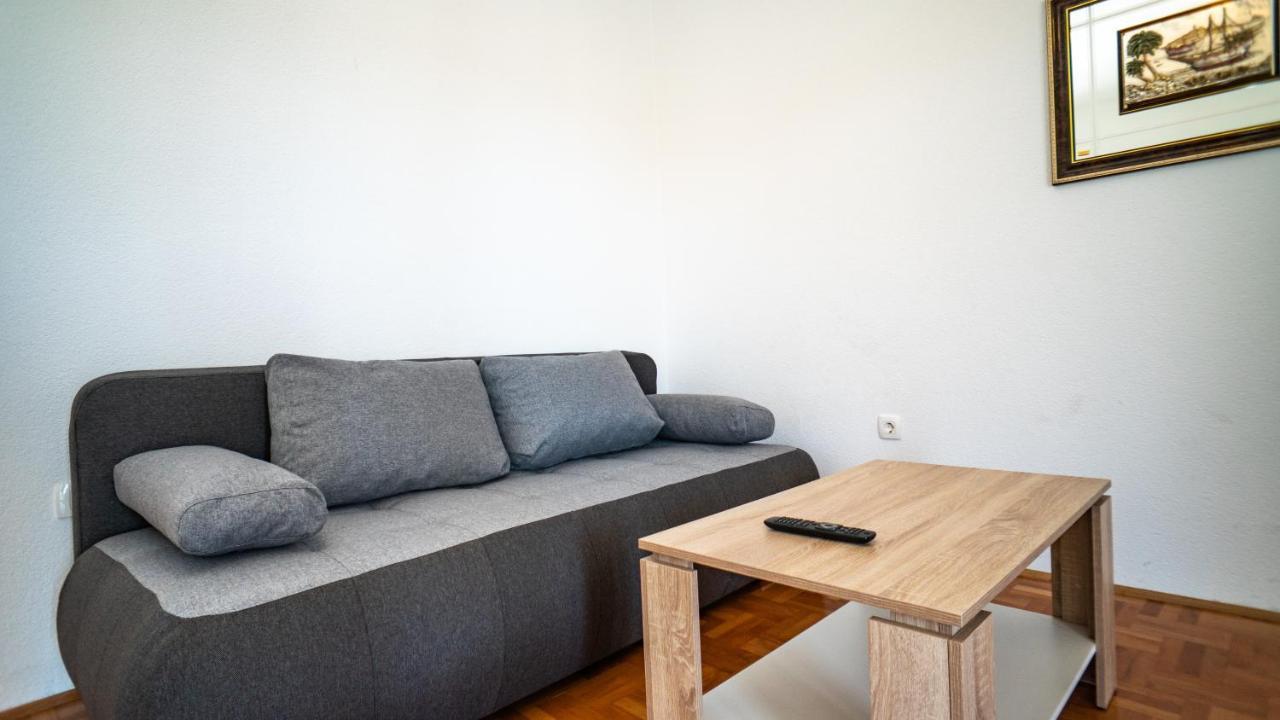 Calma Apartments โตรกีร์ ภายนอก รูปภาพ