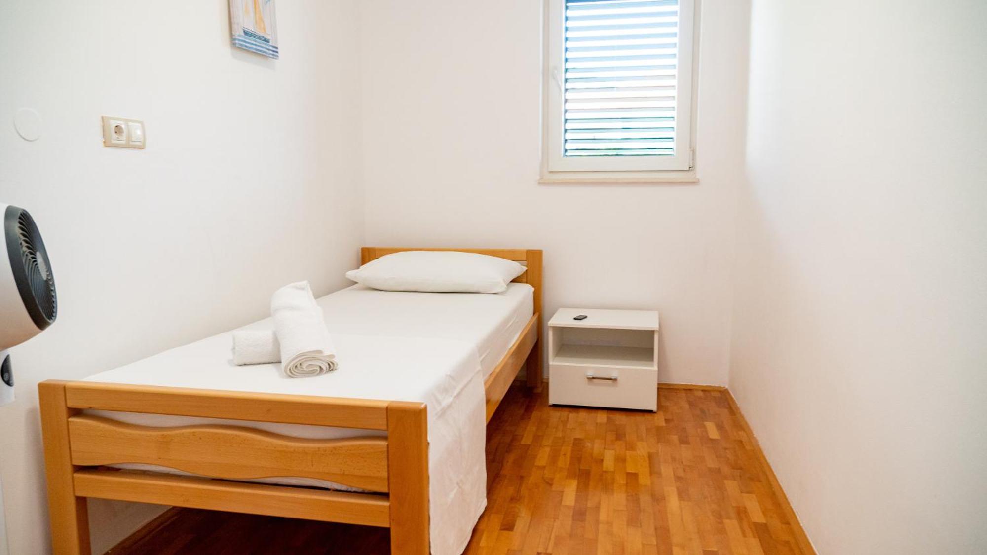 Calma Apartments โตรกีร์ ภายนอก รูปภาพ