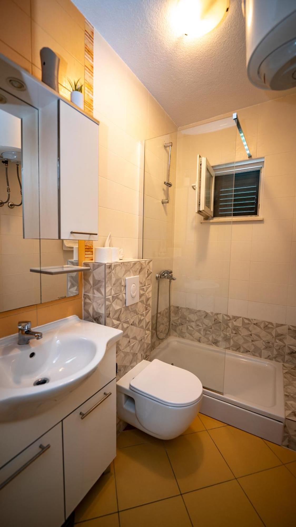 Calma Apartments โตรกีร์ ภายนอก รูปภาพ